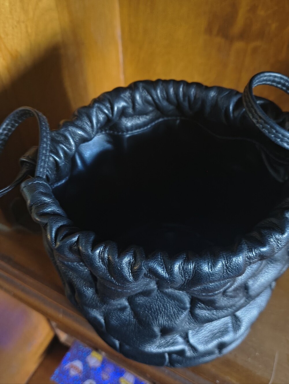 Vintage Gianni Versace Black Quilted Leather Medusa Drawstring Bucket Bag Pouch - Picture 7 of 11